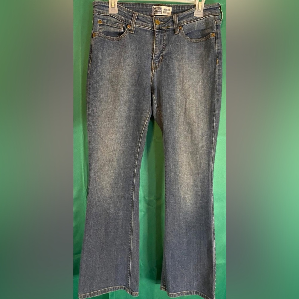 Levi’s Classic Blue Bootcut Women's Jeans